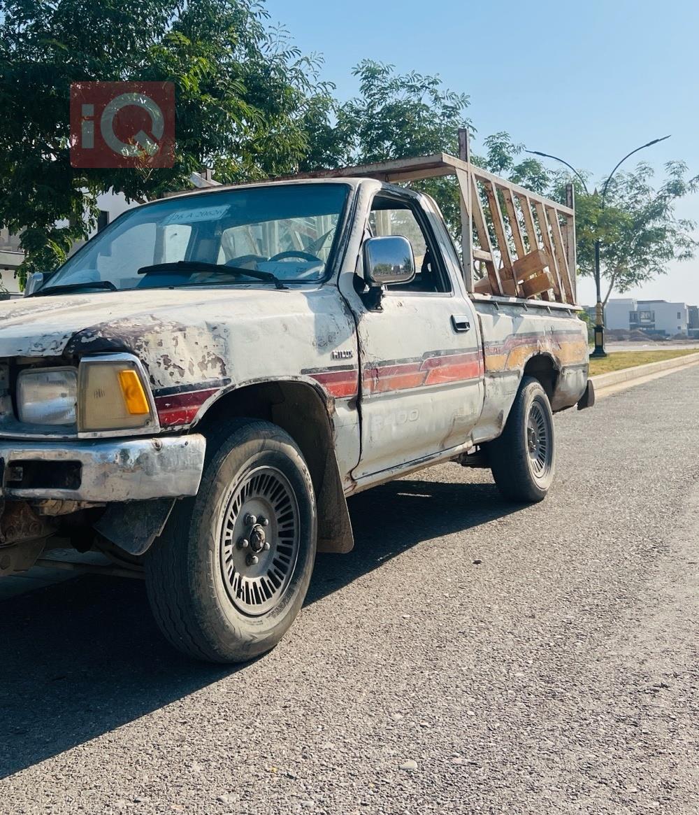 تۆیۆتا هایلۆکس